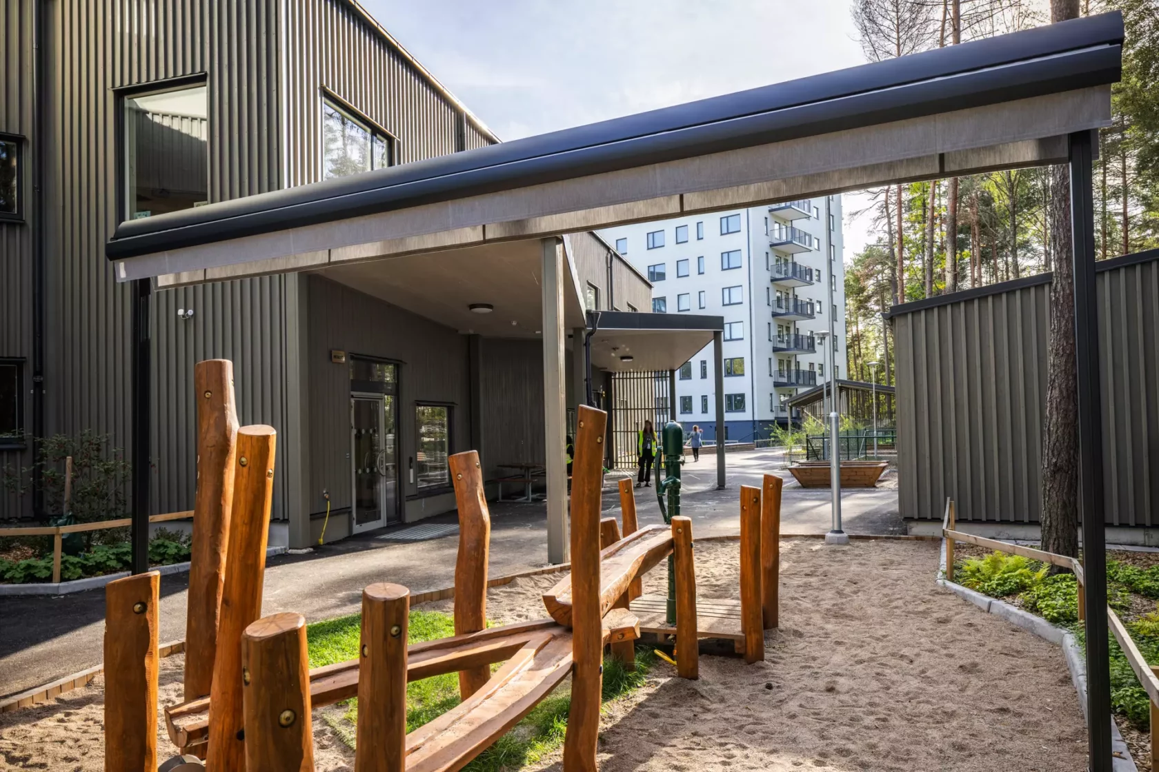 Fredriksbergs förskola, Hemsö